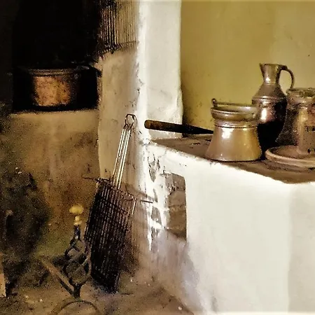 Ancient Farmhouse With Private Pool And Winery Xiv Century Domek letniskowy Villa San Paterniano
